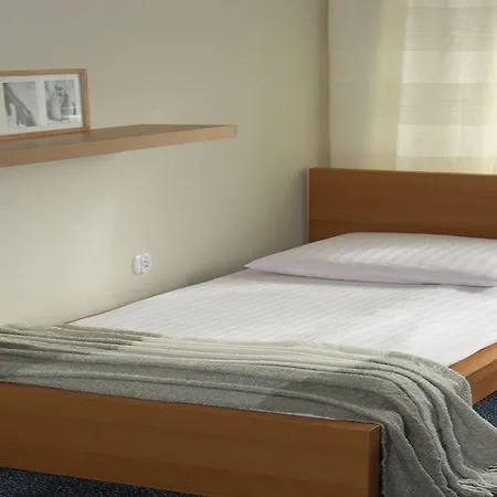 36 Hostel *